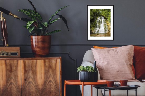 Photo en cadre - Cascade du Parc National de Forillon en Amérique Cadre photo noir avec passe-partout blanc petit 30x40 cm - Affiche sous cadre (Décoration murale salon / chambre)