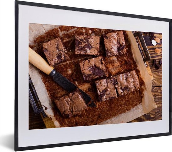Fotolijst incl. Poster - Zelfgemaakte brownies op bakpapier - 40x30 cm -  Posterlijst | bol.com