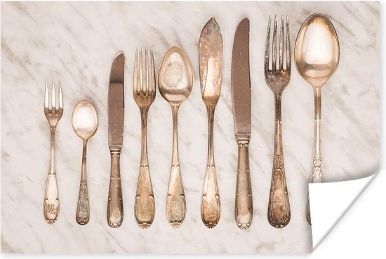 Hoorzitting Vooruitgaan ik ontbijt Aantal antieke zilveren vorken messen en lepels Het bestek ligt op een  granieten tafel... | bol.com