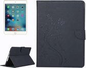 Voor iPad mini 4 Geperst Bloemen Vlinderpatroon Horizontale Flip PU-lederen Case met Magnetische Gesp & Houder & Kaartsleuven & Portemonnee (Zwart)