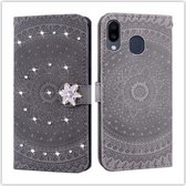 Voor Galaxy A40 Pressed Printing Sticking Drill Pattern Horizontale Flip PU lederen tas met houder & kaartsleuven & portemonnee & & lanyard (grijs)