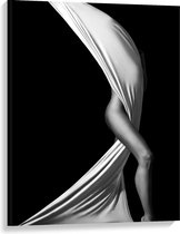 Canvas  - Vrouw met Wit Doek (zwart/wit) - 75x100cm Foto op Canvas Schilderij (Wanddecoratie op Canvas)