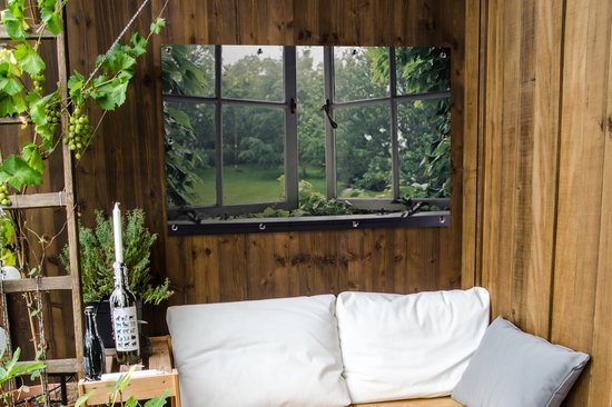 Affiche de jardin Out of the window - Vieille fenêtre envahie 120x80 cm - Toile de jardin / Toile d'extérieur / Peintures d'extérieur (décoration de jardin)