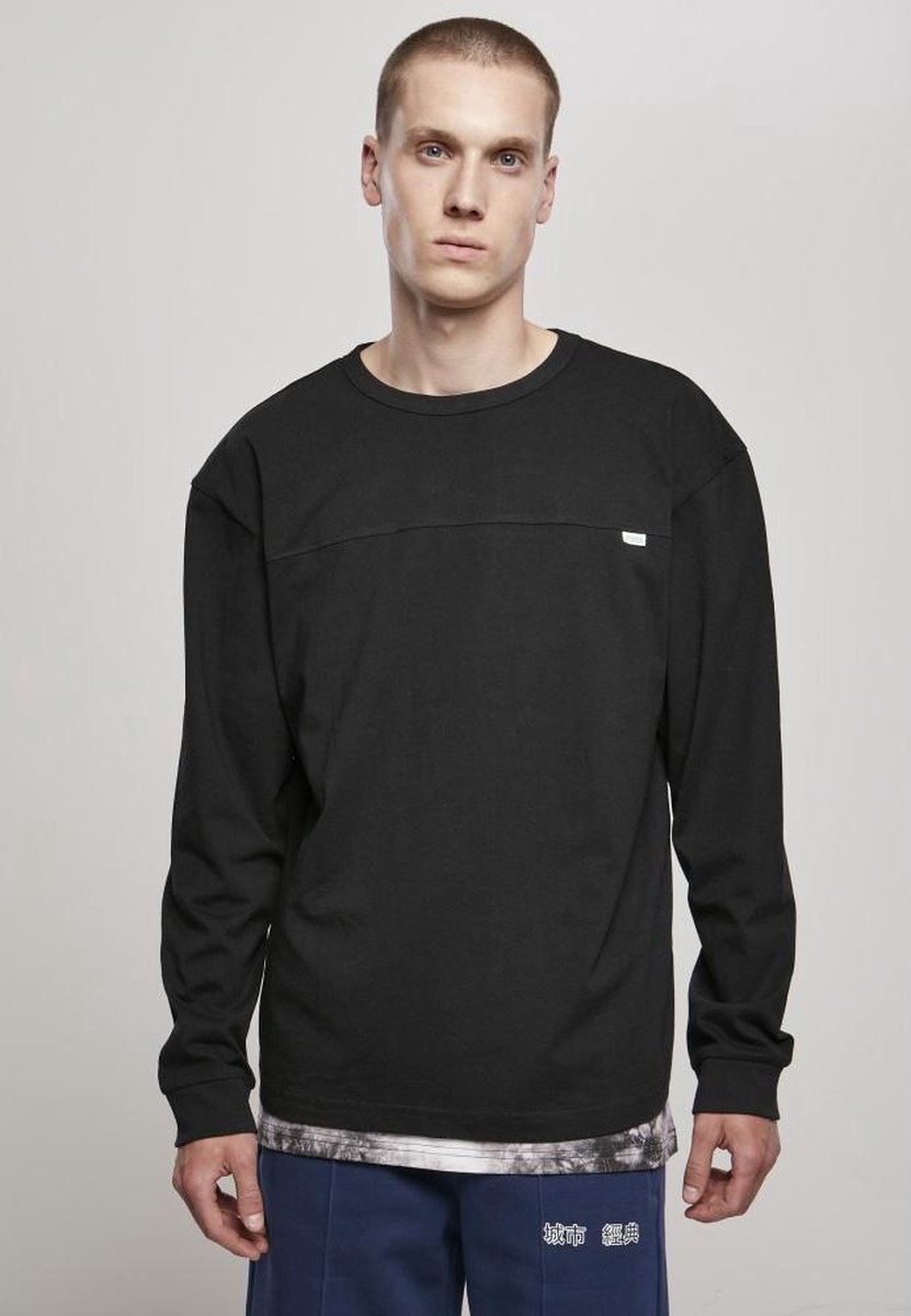 Urban Classics Organic Cotton Short Curved Oversized Longsleeve shirt S Zwart