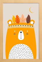 JUNIQE - Poster in houten lijst Cute Little Bear Yellow -30x45 /Bruin