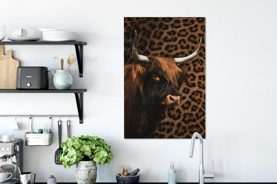 Canvas schilderij 40x60 cm - Wanddecoratie Schotse Hooglander - Koe - Panter - Muurdecoratie woonkamer - Slaapkamer decoratie - Kamer accessoires - Schilderijen op canvas
