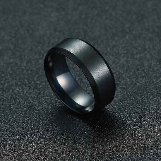 Heren Ring Zwart met Strak Gepolijste Rand - Staal - Ringen Mannen Dames - Papa Cadeau Voor Mannen - Vaderdag