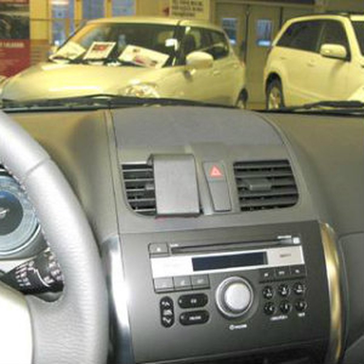 Brodit ProClip houder geschikt voor Suzuki SX4 2011-2015 Center mount