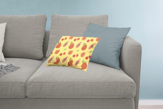 Sierkussen décoratif Fruit abstrait à usage intérieur - Fruit rouge abstrait sur fond jaune - 50x30 cm - Coussin intérieur rectangulaire en coton
