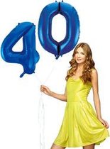 Blauwe cijfer ballon 40 inclusief helium gevuld.
