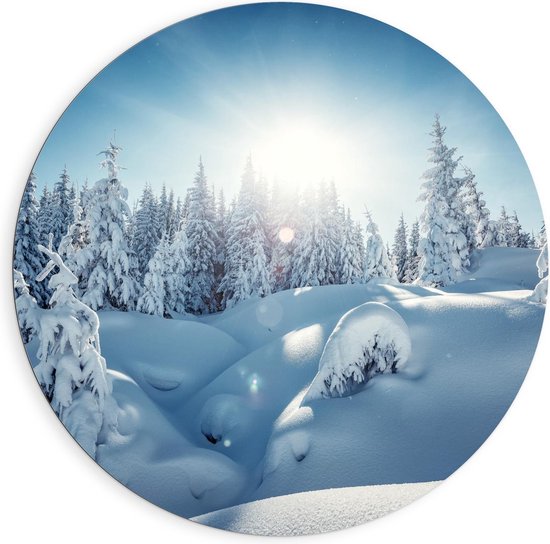 Dibond Wandcirkel - Zon in Sneeuwlandschap - 90x90cm Foto op Aluminium Wandcirkel (met ophangsysteem)