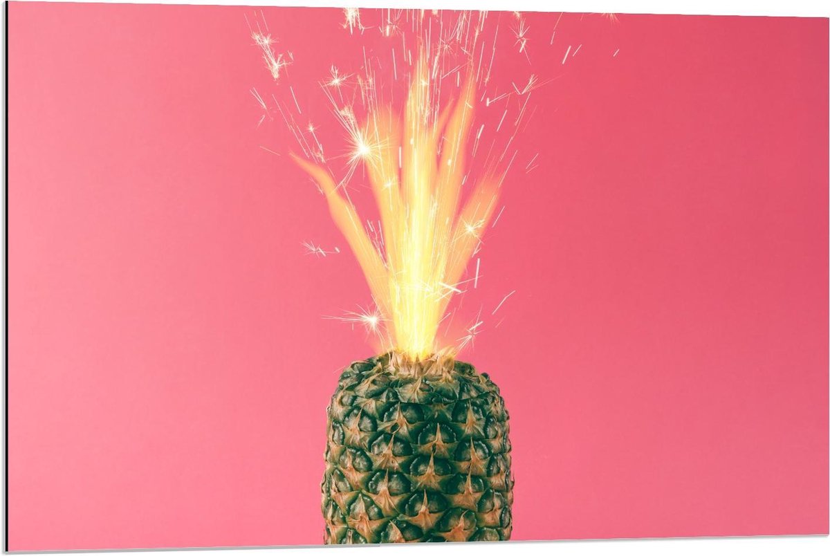 Dibond - Vuurwerk in Ananas - 90x60cm Foto op Aluminium (Met Ophangsysteem)