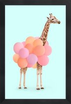 JUNIQE - Poster in houten lijst Party Giraffe -20x30 /Oranje & Roze