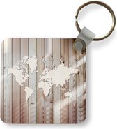 Sleutelhanger - Uitdeelcadeautjes - Wereldkaart - Wit - Hout - Plastic
