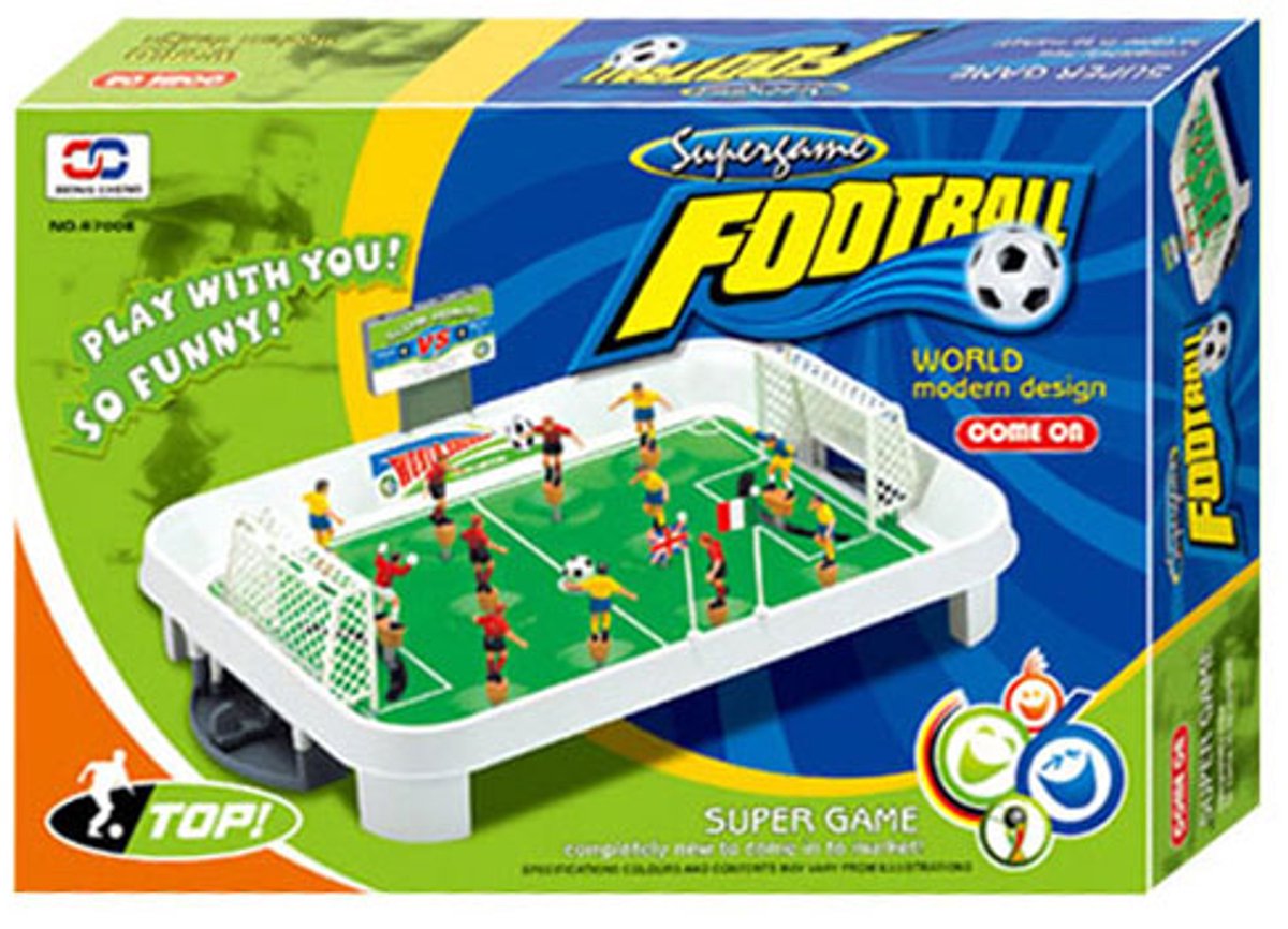 Voetbal flipperspel met nationale vlaggen en scorebord voor kinderen.