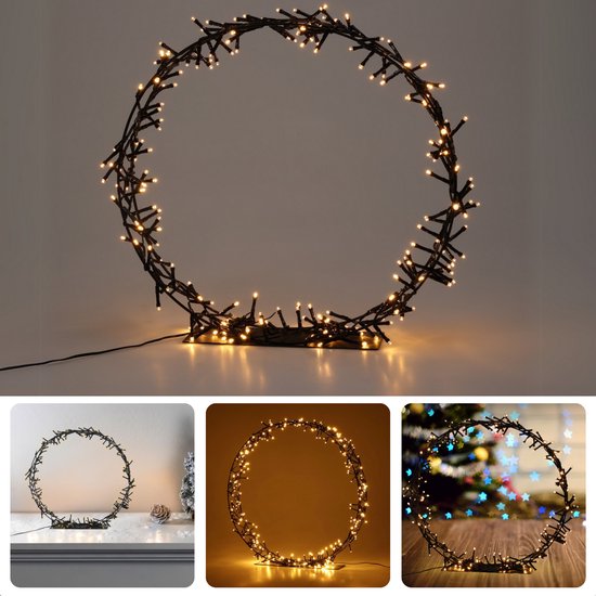 Lights4fun 60 cm voorverlichte kerstkrans, witte bessen en