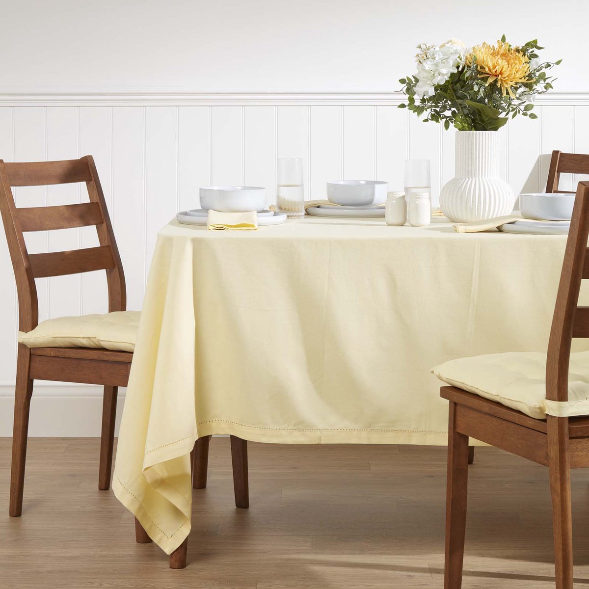 Homescapes tafelkleed crème - 137 x 228 cm, 100% katoen