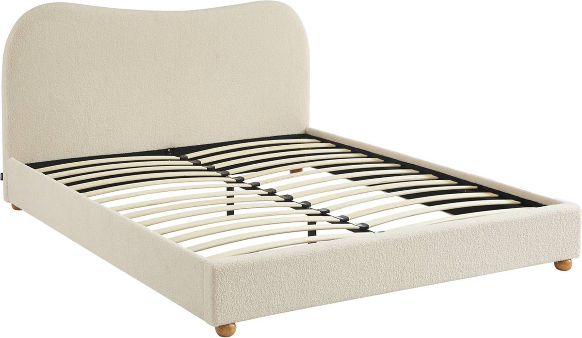 sweeek - Bed met lattenbodem en hoofdeinde, wit met bouclé afwerking
