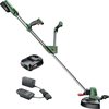 Groene en zilveren Bosch grastrimmer met twee zwarte 18V accu's en een lader, op witte achtergrond.