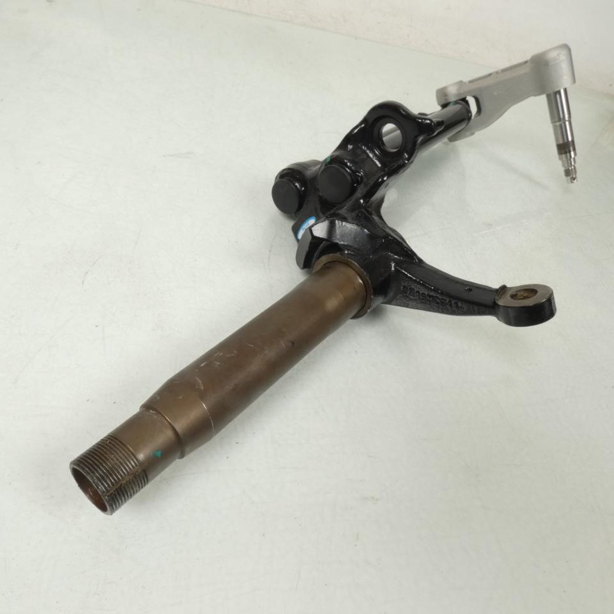 Fourche bras de direction droit pour scooter Piaggio 500 MP3 6504255 Neuf
