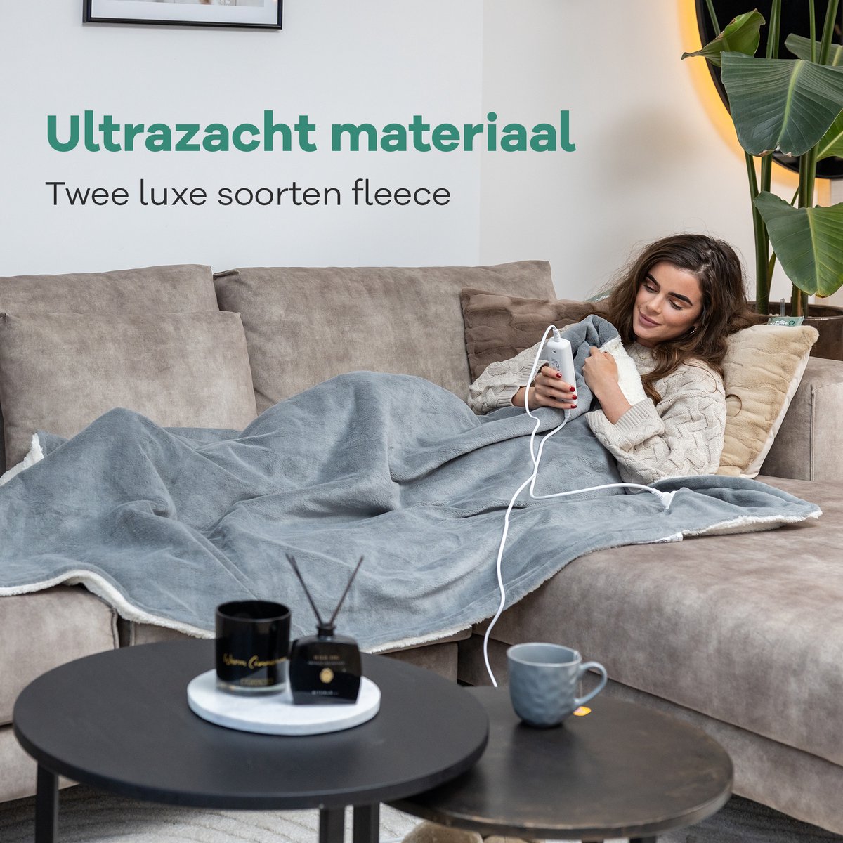 Afbeelding 2 van Zenwave Elektrische Deken 180x130cm - Wasmachinebestendige Omslagdeken Grijs - 10 standen Warmtedeken - Ultra Zachte Fleece Warmte Plaid - Elektrische Bovendeken - Kamperen & Outdoor - 1 Persoons