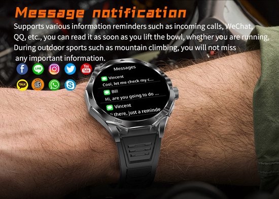 Zilveren smartwatch met zwart bandje, scherm toont berichten van Facebook, Line, Instagram, YouTube, WhatsApp en Skype.