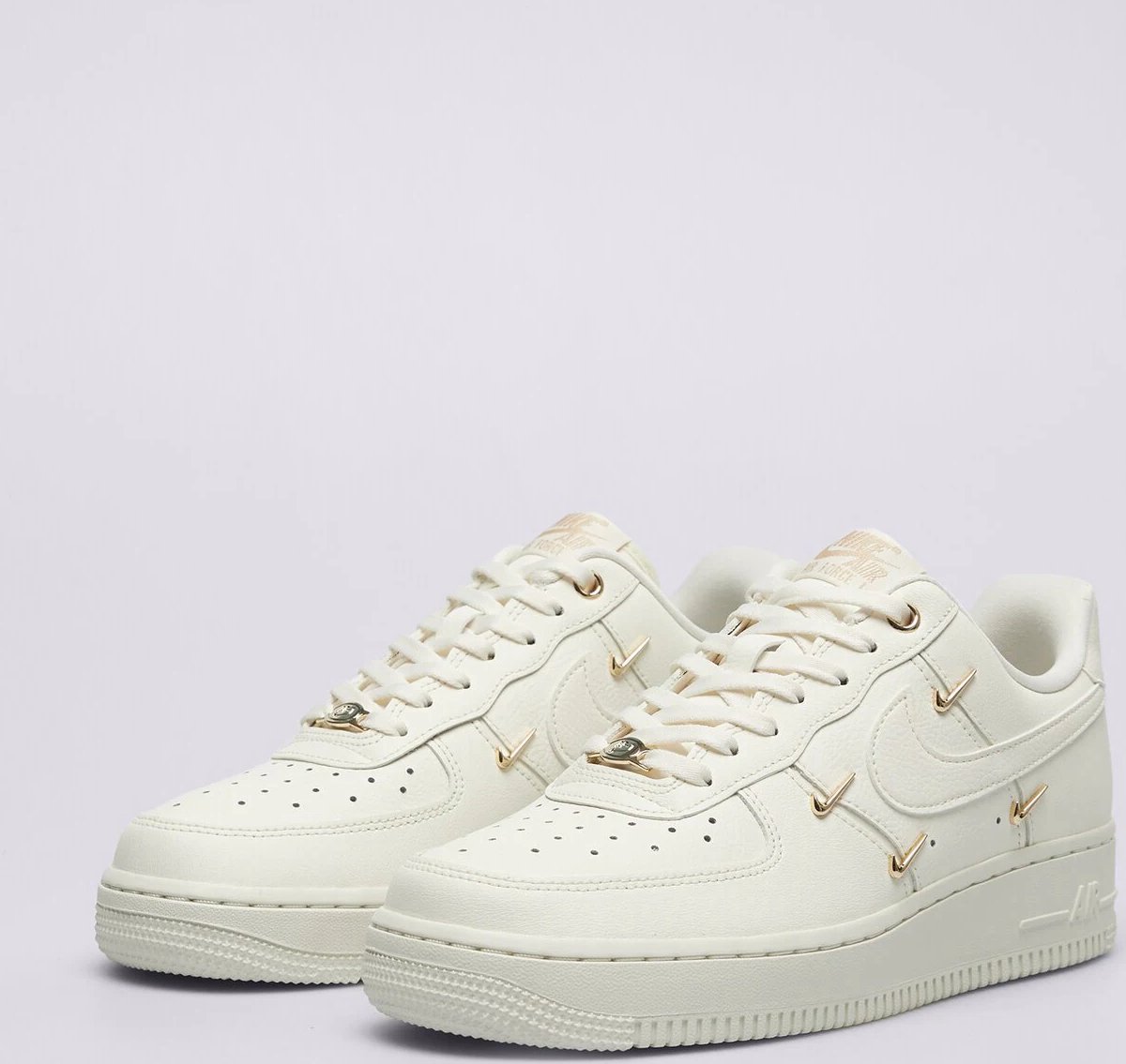 Nike Nike Air Force 1 ’07 LX Sneakers Dames – Metallic Wit