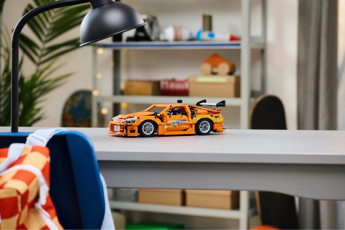 LEGO® Technic Fast and Furious Toyota Supra MK4 set - 42204 — afbeelding 18