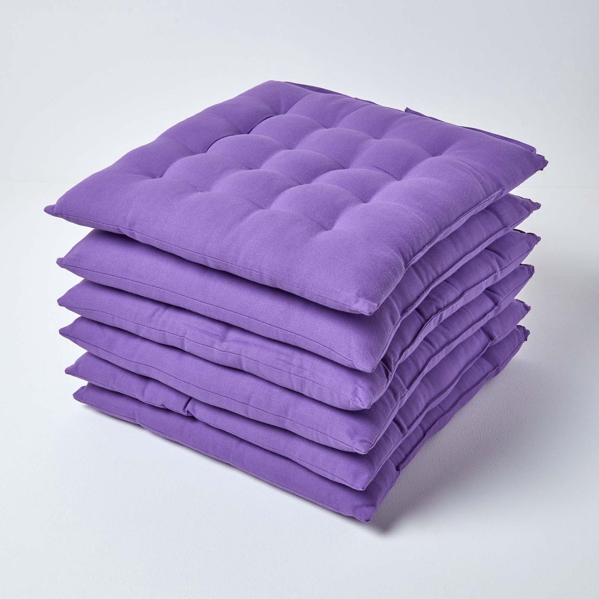Homescapes Set van 6 stoelkussens 40 x 40 cm, grijs, zitkussen met bandjes en knoopsluiting, effen kussens voor stoelen met overtrek van 100% katoen en zachte polyester vulling, lichtgrijs