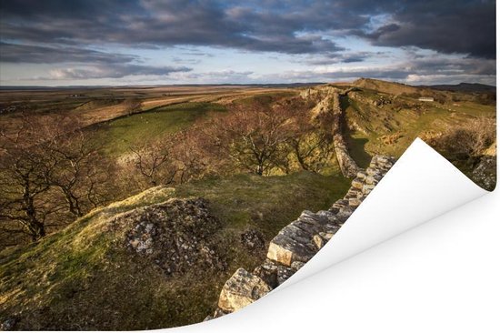 Dark sky over Hadrian's Wall in England Poster 30x20 cm - small - Tirage photo sur Poster (décoration murale salon / chambre)