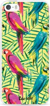 Casetastic Apple iPhone 5 / iPhone 5S / iPhone SE Hoesje - Softcover Hoesje met Design - Tropical Parrots Print