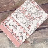 House of India - Tafelkleed 170x275cm, wit/roze - Patroon: bloem, wit met roze.