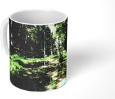 Mok - Een beekje in het boslandschap van het Poolse Nationaal Park Roztocze - 350 ML - Beker