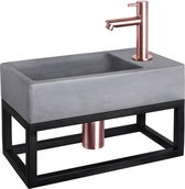 Bally Force Fonteinset Beton Donker Grijs Met Mat Zwart Handdoekrek Recht Koudwaterkraan Met Afvoerplug En Sifon Rood Koper