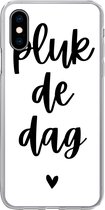 Geschikt voor iPhone X hoesje - Quotes - Carpe diem - Spreuken - Pluk de dag - Siliconen Telefoonhoesje