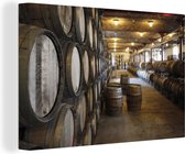 Fûts de Chêne dans une cave à vin Toile 60x40 cm - Tirage photo sur toile (Décoration murale salon / chambre)