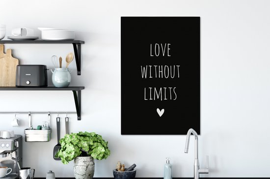 Tableau sur toile Citation anglaise Amour sans limites avec un coeur fond noir - 60x90 cm - Décoration murale
