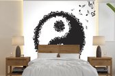 Papier peint photo vinyle - Une illustration d'un logo Yin et Yang composé de notes de musique largeur 280 cm x hauteur 280 cm - Tirage photo sur papier peint (disponible en 7 tailles)