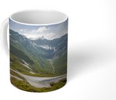 Mok - Sneeuw op de bergen van het Nationaal park Hohe Tauern in Oostenrijk - 350 ML - Beker