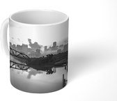 Mok - St. Karelsbrug - zwart wit - 350 ML - Beker