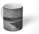 Mok - Rivier in Maine - zwart wit - 350 ML - Beker