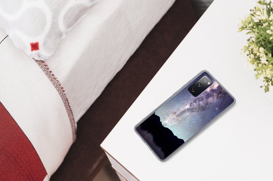 Telefoonhoesje Geschikt voor Samsung Galaxy S20 FE hoesje - Heelal - Melkweg - Sterrenhemel - Jongens - Meisjes - Kinderen - Siliconen Telefoonhoesje Telefoonhoesje