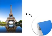 Behang - Fotobehang Originele foto van de Eiffeltoren in Parijs - Breedte 190 cm x hoogte 280 cm