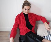 YELIZ YAKAR - Luxe HandGebreid Dames Vest “Athtar” met een sier pin sluiting- rood met lurex - katoen - maat S/36 - designer kleding