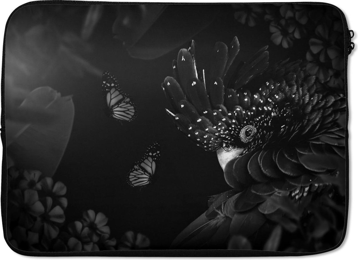 Laptophoes 14 inch - Vogel en vlinders in de jungle - zwart wit - Laptop sleeve - Binnenmaat 33x23 cm - Zwarte achterkant