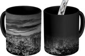 Magische Mok - Foto op Warmte Mok - Seoul Panorama bij nacht - zwart wit - 350 ML