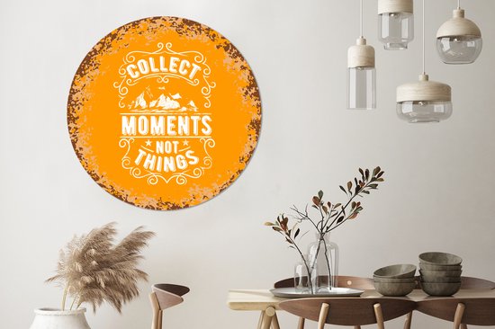 WallCircle - Wandcirkel ⌀ 150 - Vintage - Berg - Tekst - Ronde schilderijen woonkamer - Wandbord rond - Muurdecoratie cirkel - Kamer decoratie binnen - Wanddecoratie muurcirkel - Woonaccessoires