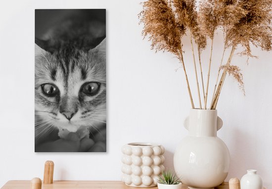 Tableau sur toile représentant un chat reniflant, de profil, en noir et blanc - 20 x 40 cm - Décoration murale