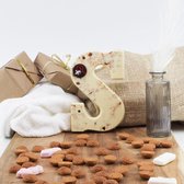 Chocoladeletter  met hazelnoot E - Wit - 200 gram - Ambachtelijk handgemaakt
