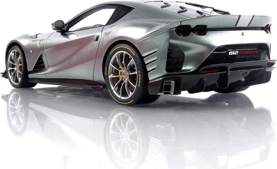 Ferrari 812 Competizione 2021 - 1:18 - BBR | bol